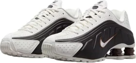 Nike Shox R4 sail/black/fauna brown (Damen)
