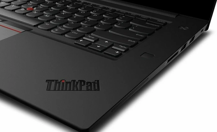 Lenovo ThinkPad P1 G2, Black Weave, Core i7-9850H, 16GB RAM, 512GB SSD, Quadro T1000, DE
