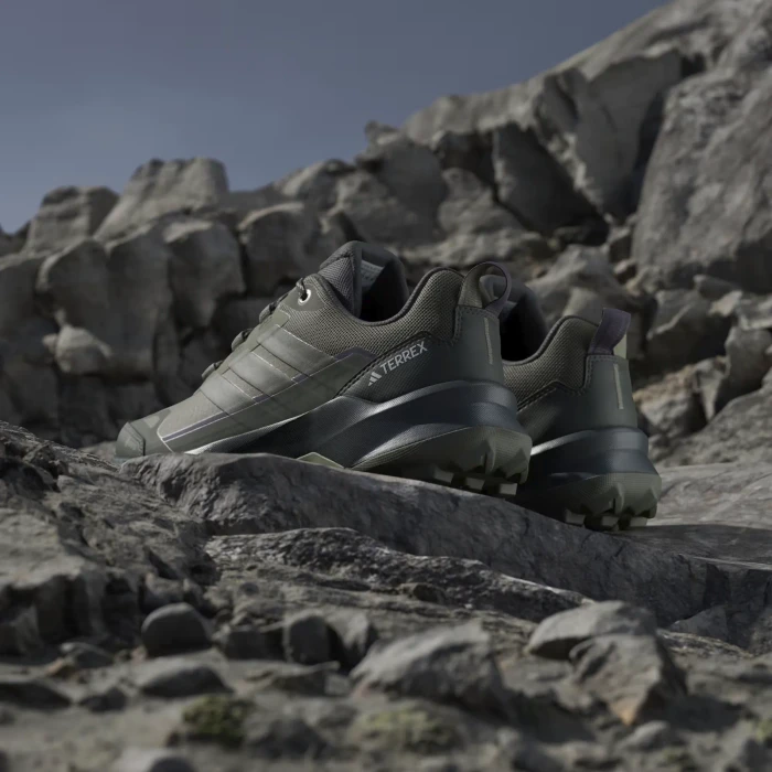 adidas Terrex Skychaser AX5 Gore-Tex olive strata/night cargo/tent green (Damen)