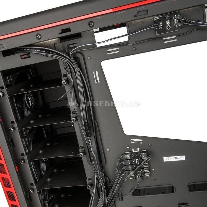 NZXT H440 schwarz/rot, Acrylfenster, schallgedämmt