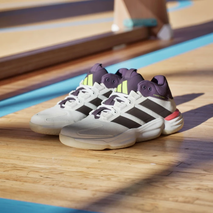 adidas Court Stabil cloud white/aurora met/aurora plum (Herren)