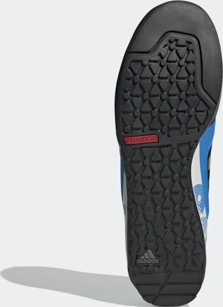 adidas Terrex Swift Solo core black/grey three/blue rush