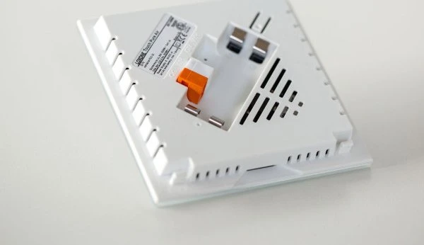 Loxone Touch Pure Air, weiß