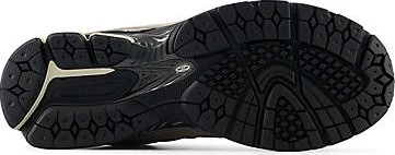 New Balance 2002R arid stone