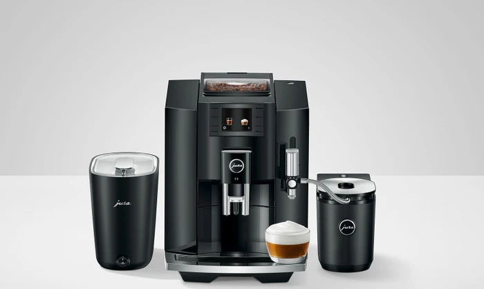 Jura E8 EB piano black
