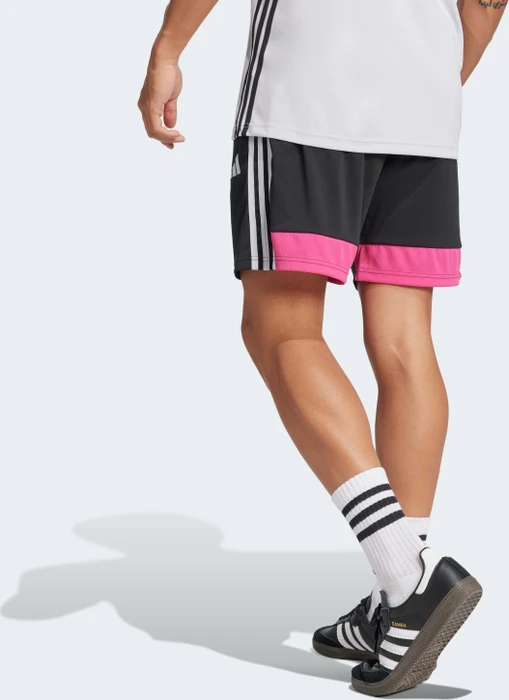 adidas Tiro 25 Essentials Trainingshose kurz black/clear grey/real magenta (Herren)
