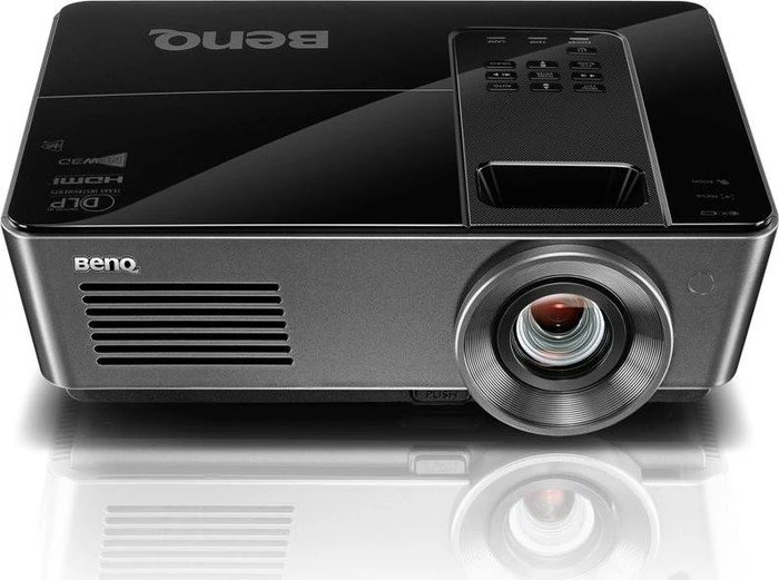 BenQ MH740