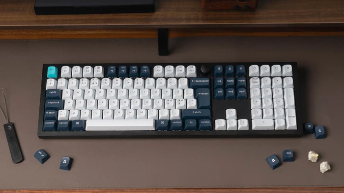 Keychron Q6 Max, Carbon Black, LEDs RGB, hot-swap, Gateron Jupiter RED, USB/Bluetooth, DE