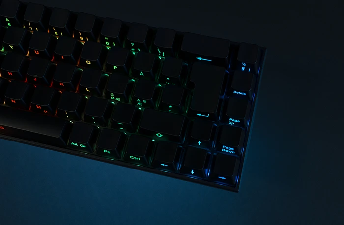 Deltaco Gaming DK440R Wireless 65% Layout, LEDs RGB, schwarz, Kailh Box RED, USB/Bluetooth, DE
