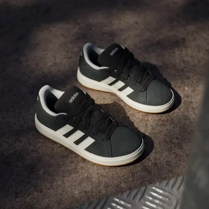adidas Grand Court 00S core black/off white/gum (Junior)