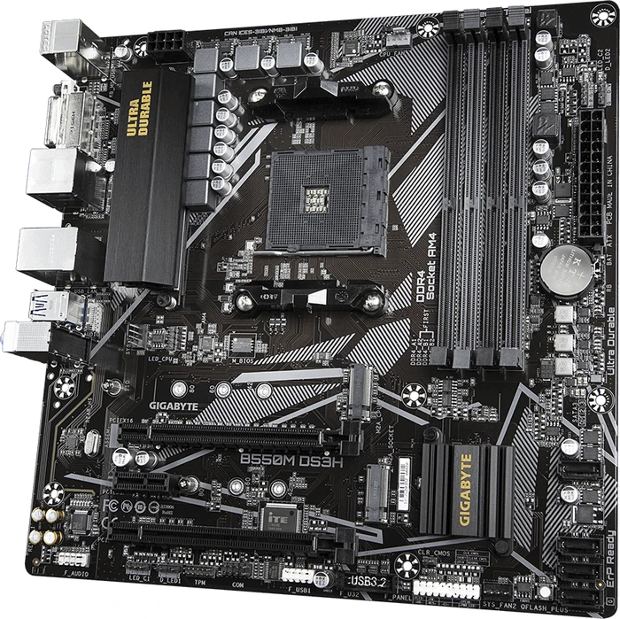 GIGABYTE B550M DS3H (AMD AM4)