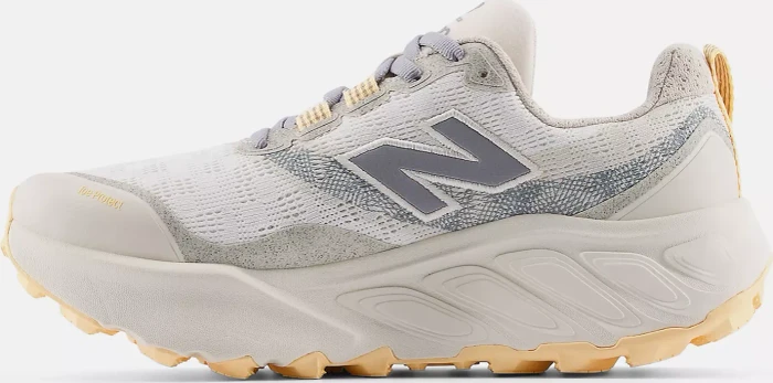 New Balance Fresh Foam X Hierro v9 sea salt/white peach (Damen)