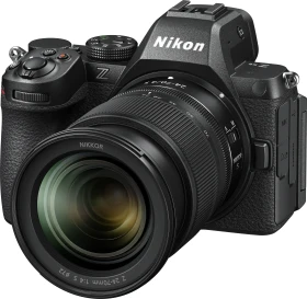 Nikon Z 5II mit Objektiv Z 24-70mm 4.0 S