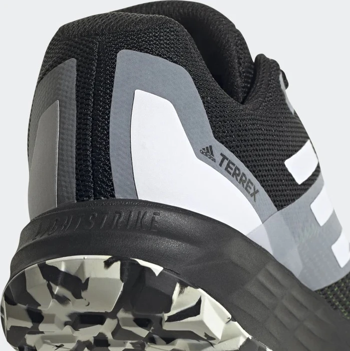adidas Terrex Two Flow core black/crystal white/solar yellow (Herren)