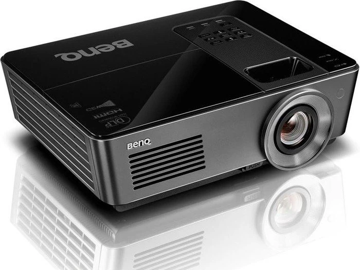 BenQ MH740