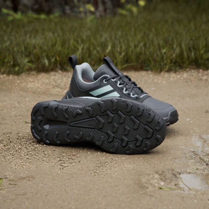 adidas Terrex Tracefinder 2 Climaproof carbon/semi flash aqua/grey six (Damen)