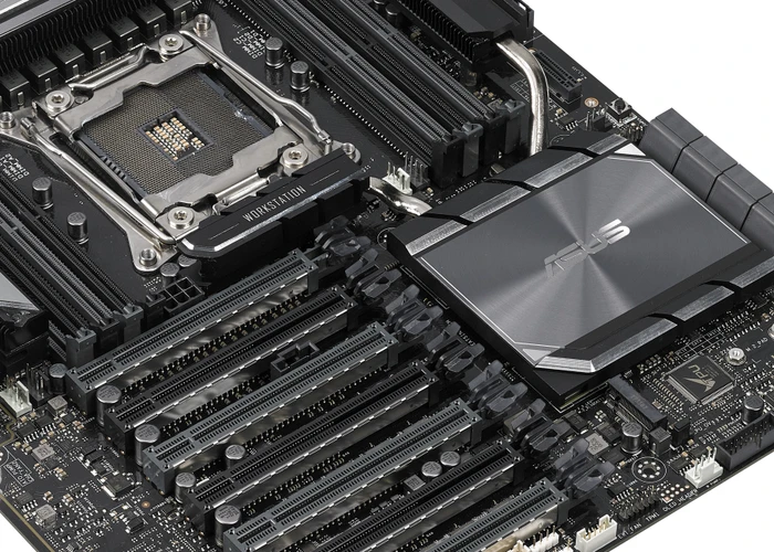ASUS WS C422 Sage/10G (Intel 2066)
