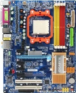 GIGABYTE GA-M55S-S3 (AMD AM2)