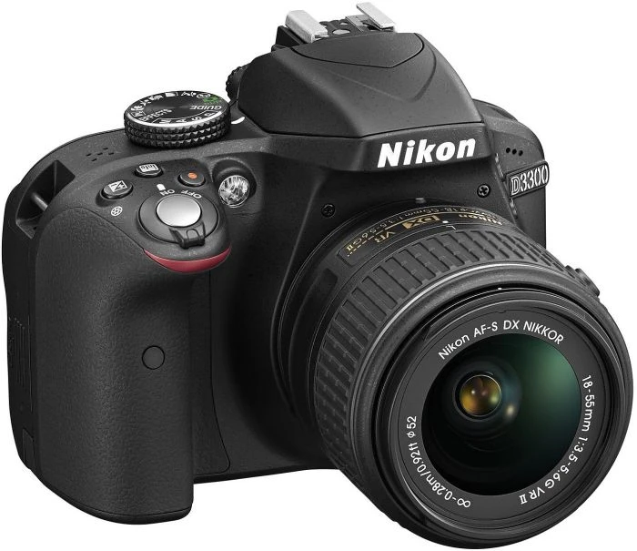 Nikon D3300 schwarz mit Objektiv AF-P DX 18-55mm 3.5-5.6 G VR und AF-S DX 55-200mm 4.0-5.6 G ED II VR