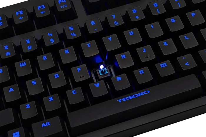 Tesoro Excalibur, Kailh BROWN, USB, DE