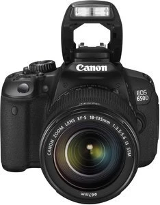 Canon EOS 650D mit Objektiv EF-S 18-135mm 3.5-5.6 IS STM