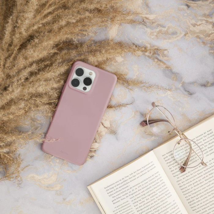 Hama Cover Finest Feel für Apple iPhone 14 Nude