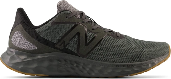 New Balance Fresh Foam Arishi v4 blacktop/gum (Herren)