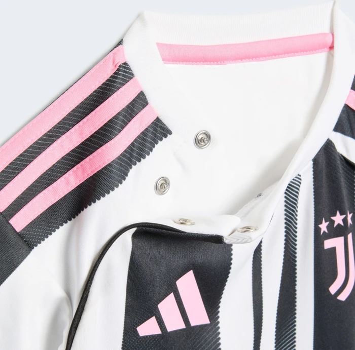 adidas Juventus Turin 2025/2026 Heimausrüstung schwarz/weiß (Junior)