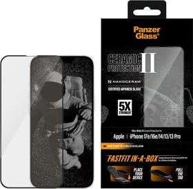 PanzerGlass Ceramic Screen Protector Ultra-Wide Fit w. Fastfit In-A-Box für Apple iPhone 17e/16e