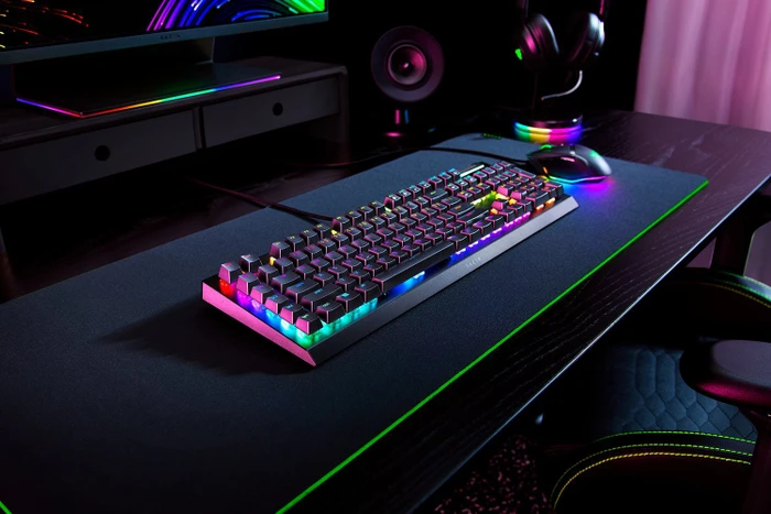 Razer BlackWidow V4 X, Razer GREEN Clicky Gen-3, USB, ND