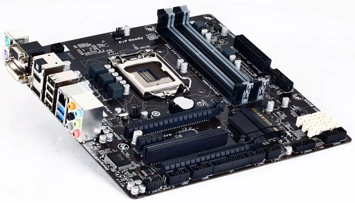 GIGABYTE GA-Q87M-D2H (Intel 1150)