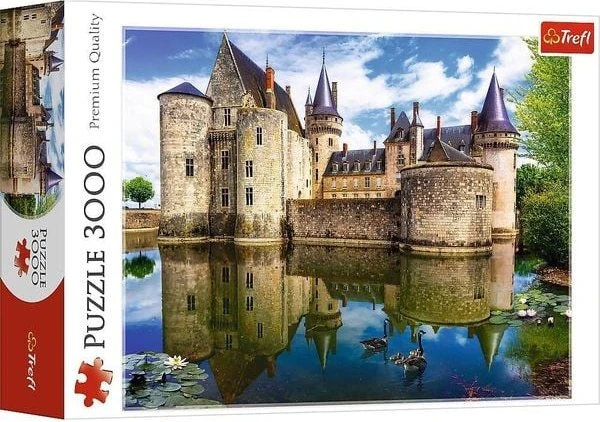Trefl Puzzle Castle in Sully-sur-Loire, France (33075)