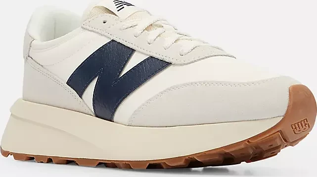 New Balance 370 sea salt/nb navy