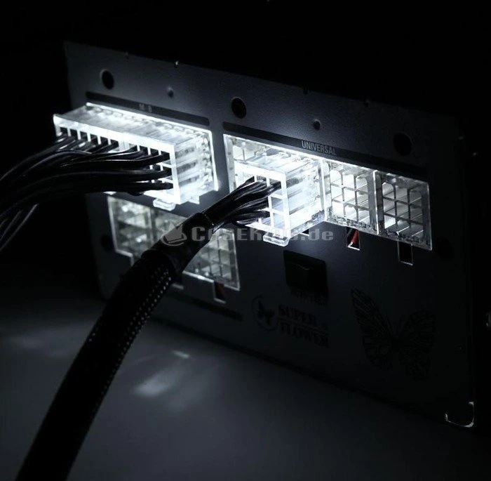 Super Flower Leadex Platinum weiß 550W, ATX 2.3