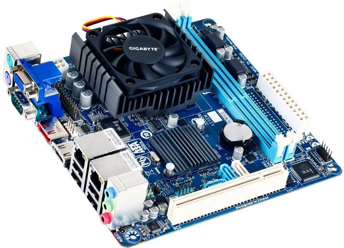 GIGABYTE GA-C847N-D