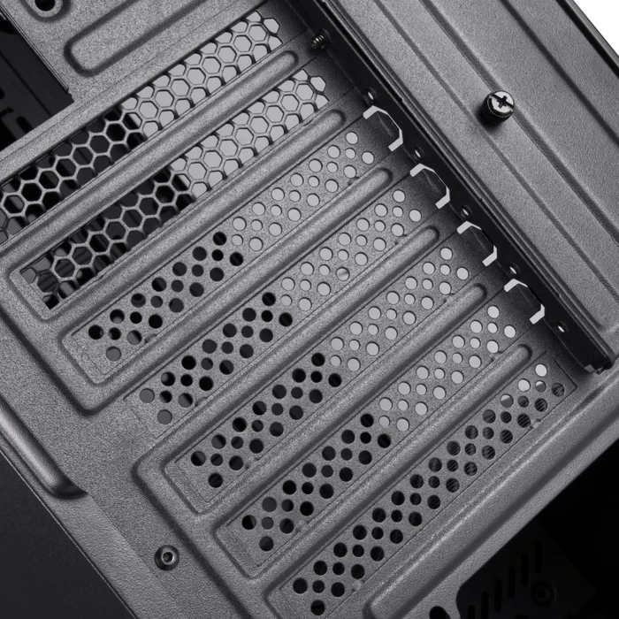 SilverStone Fara B1 RGB, Glasfenster