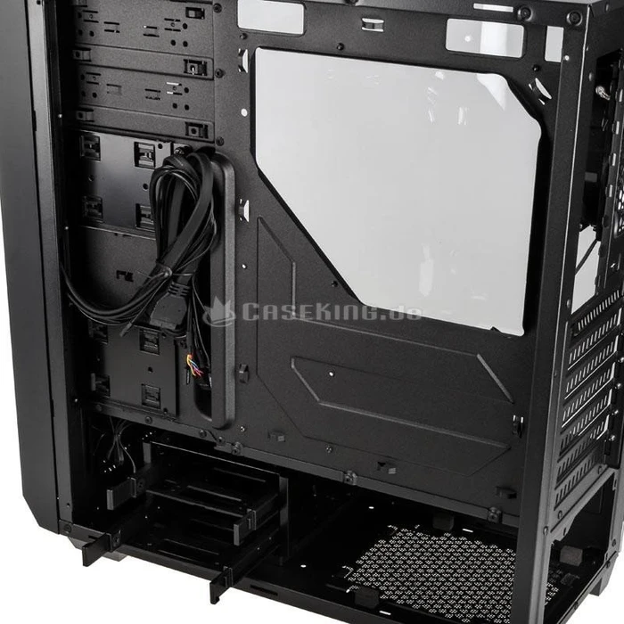 Antec P8, schwarz, Glasfenster