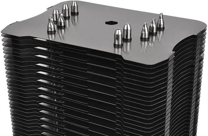Thermaltake Riing Silent 12 Pro Red