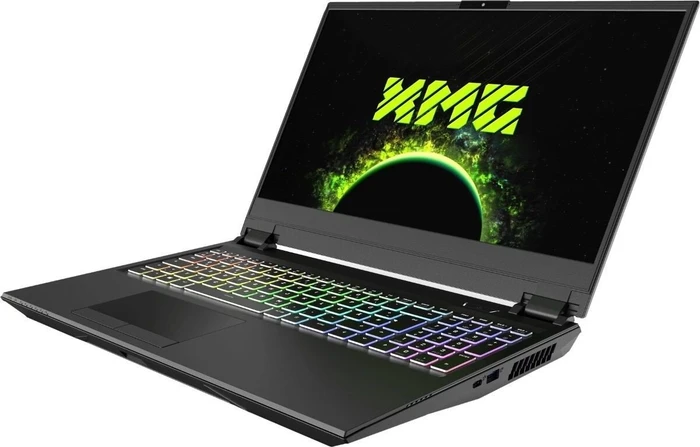 Schenker XMG PRO 15-M19, Core i7-9750H, 8GB RAM, 250GB SSD, GeForce RTX 2060, DE