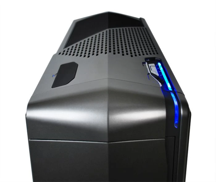 NZXT Phantom 820 Gunmetal, Acrylfenster