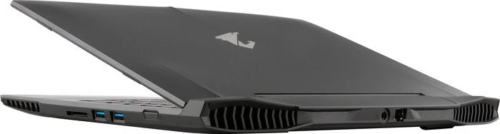 GIGABYTE AORUS X3 Plus v6, Core i7-6820HK, 16GB RAM, 512GB SSD, GeForce GTX 1060, DE