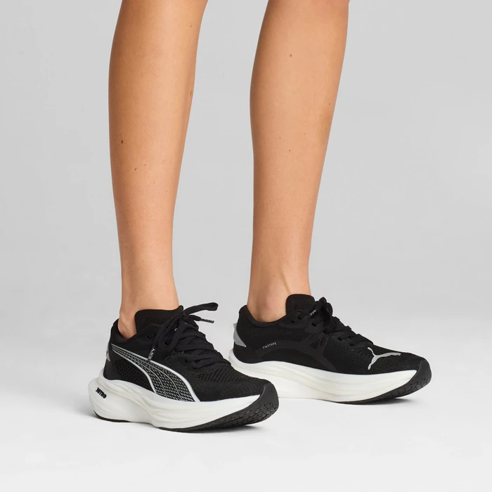 Puma Deviate Nitro 3 puma black/puma white/puma silver (Damen)