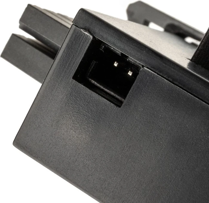 Kolink Core Adept ARGB 24-Pin 90 Grad Mainboard-Kabeladapter, Stecker auf Buchse