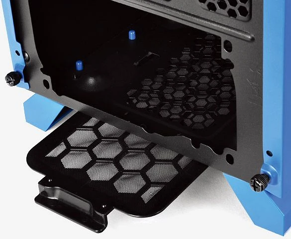 Thermaltake Chaser A31 Thunder Edition, Acrylfenster