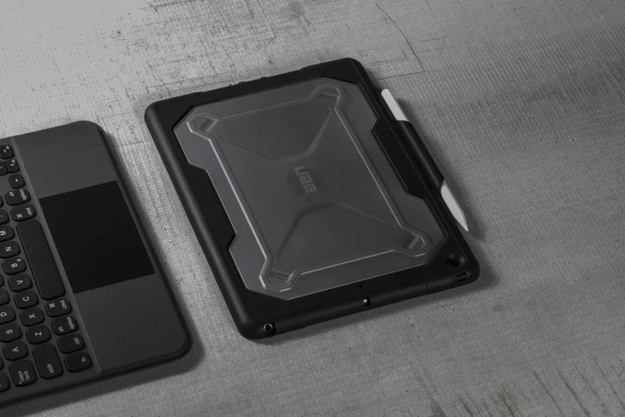 UAG Rugged Bluetooth Keyboard with Trackpad für iPad 7/iPad 8/iPad 9, schwarz, DE