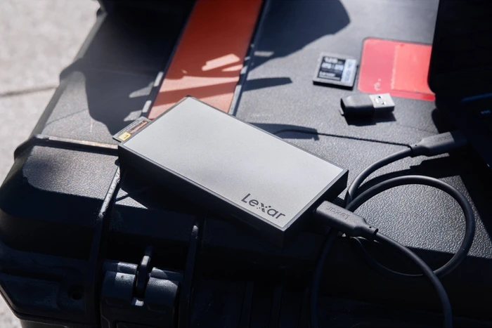 Lexar Professional Workflow CFexpress 4.0 Type B Card Reader (WF740), USB4 [Buchse]