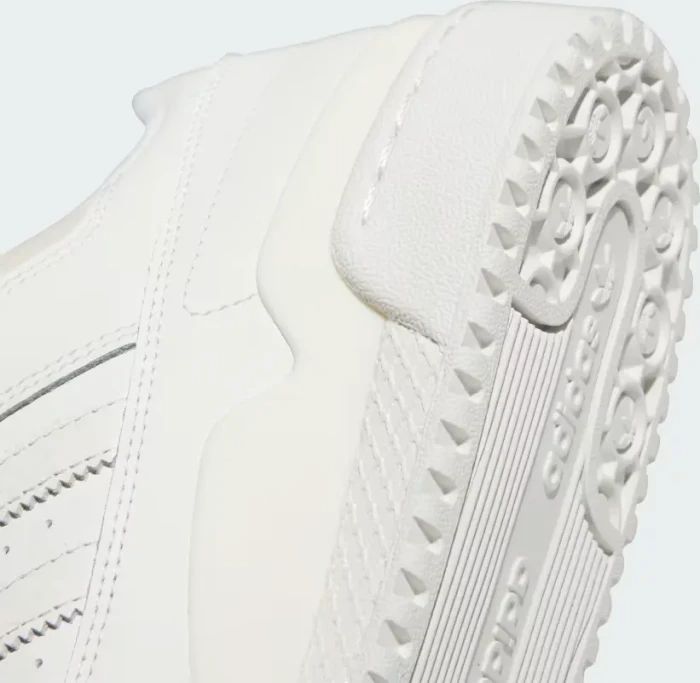 adidas Forum Low CL core white/cloud white/grey one