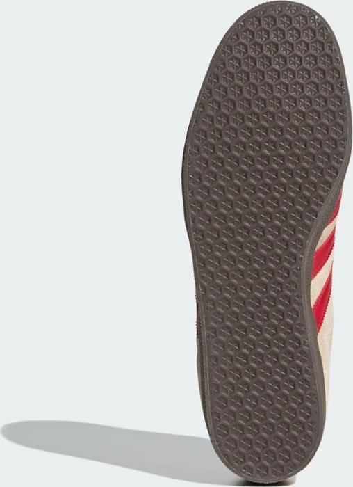 adidas Gazelle sand strata/better scarlet/cloud white (Herren)