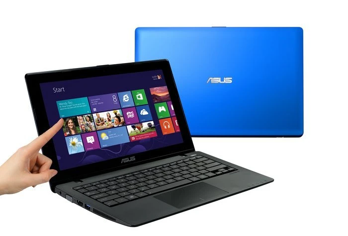 ASUS X200MA-CT099H Multi-Touch X200MA-CT099H, blau, Celeron 1007U, 4GB RAM, 500GB HDD, UK