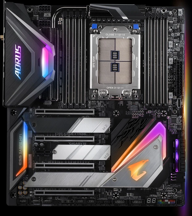 GIGABYTE X399 AORUS Xtreme (AMD TR4)